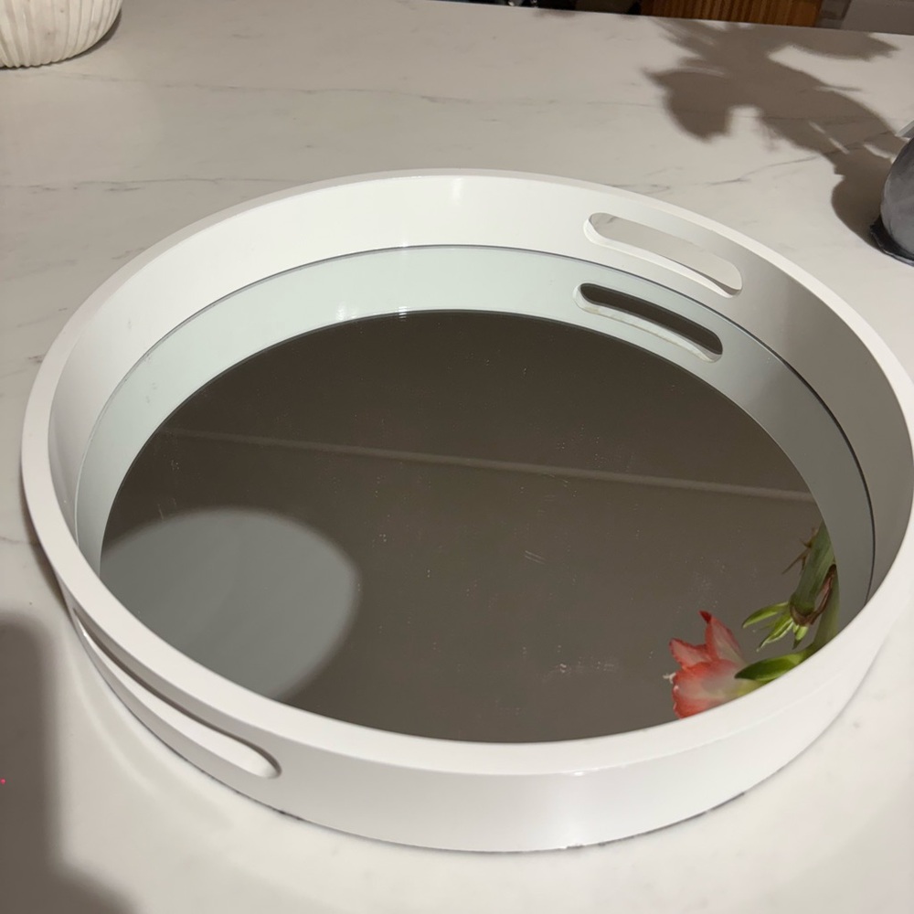 Elegant White Mirror Tray Round
